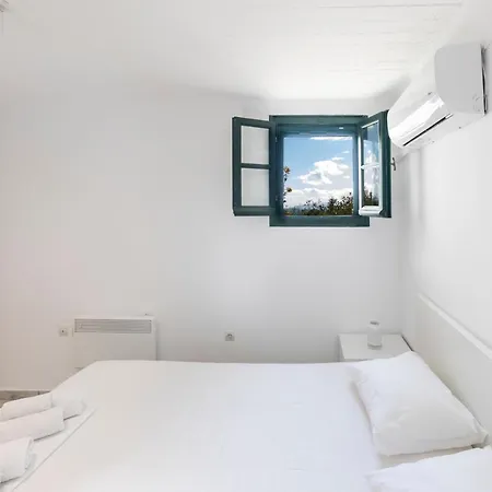 Casa Glyfari In Glyfa Paros, Just 80 Meters From Beach * Páros