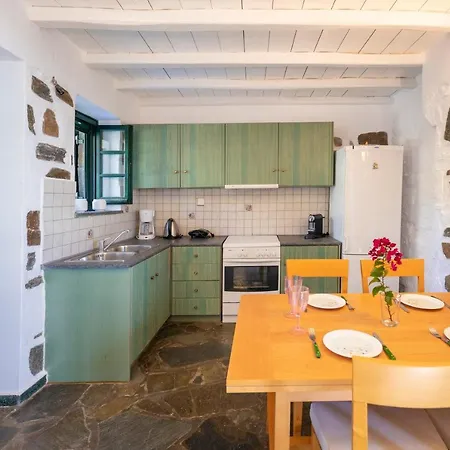 Hébergement de vacances Casa Glyfari In Glyfa Paros, Just 80 Meters From Beach Páros