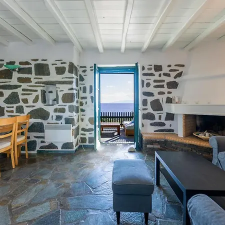 Holiday home Casa Glyfari In Glyfa Paros, Just 80 Meters From Beach