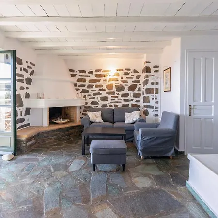 Casa Glyfari In Glyfa Paros, Just 80 Meters From Beach * Parikia (Paros)