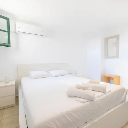 Casa Glyfari In Glyfa Paros, Just 80 Meters From Beach * Parikia (Paros)